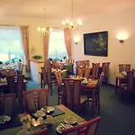 Klostergarten 호텔